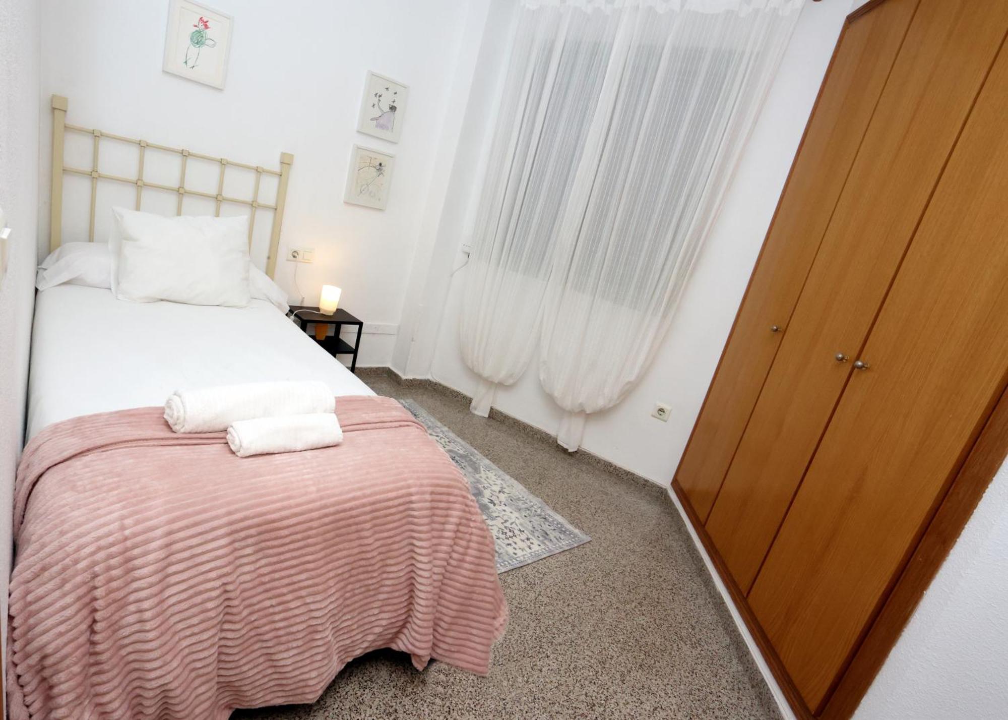 Apartamento Dos Habitaciones Primera Linea De Playa Valencia Luaran gambar