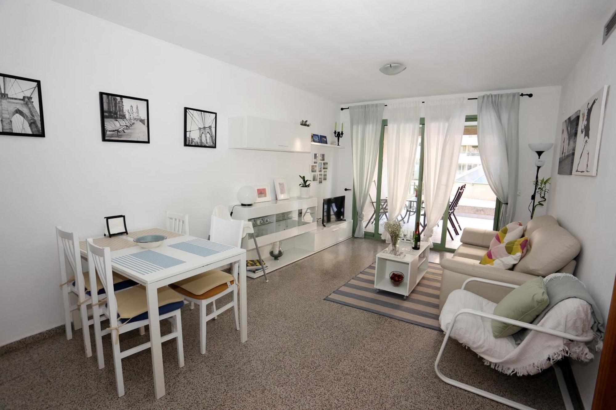 Apartamento Dos Habitaciones Primera Linea De Playa Valencia Luaran gambar